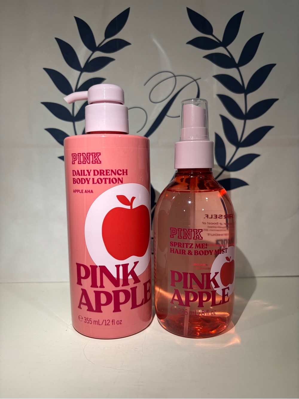 VS PINK Apple Set
